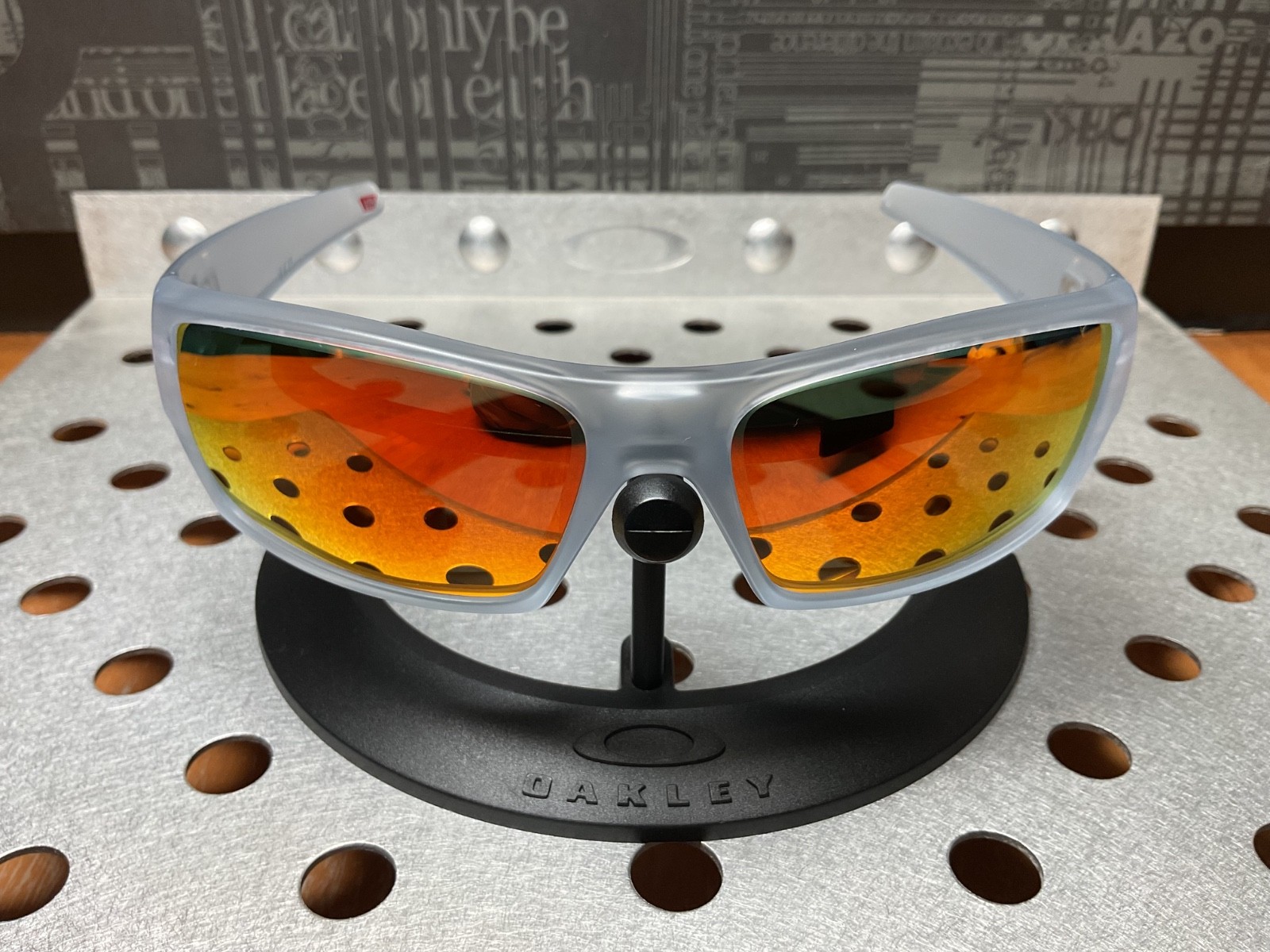 OAKLEY GASCAN MATTE WHITE/ RUBY IRIDIUM