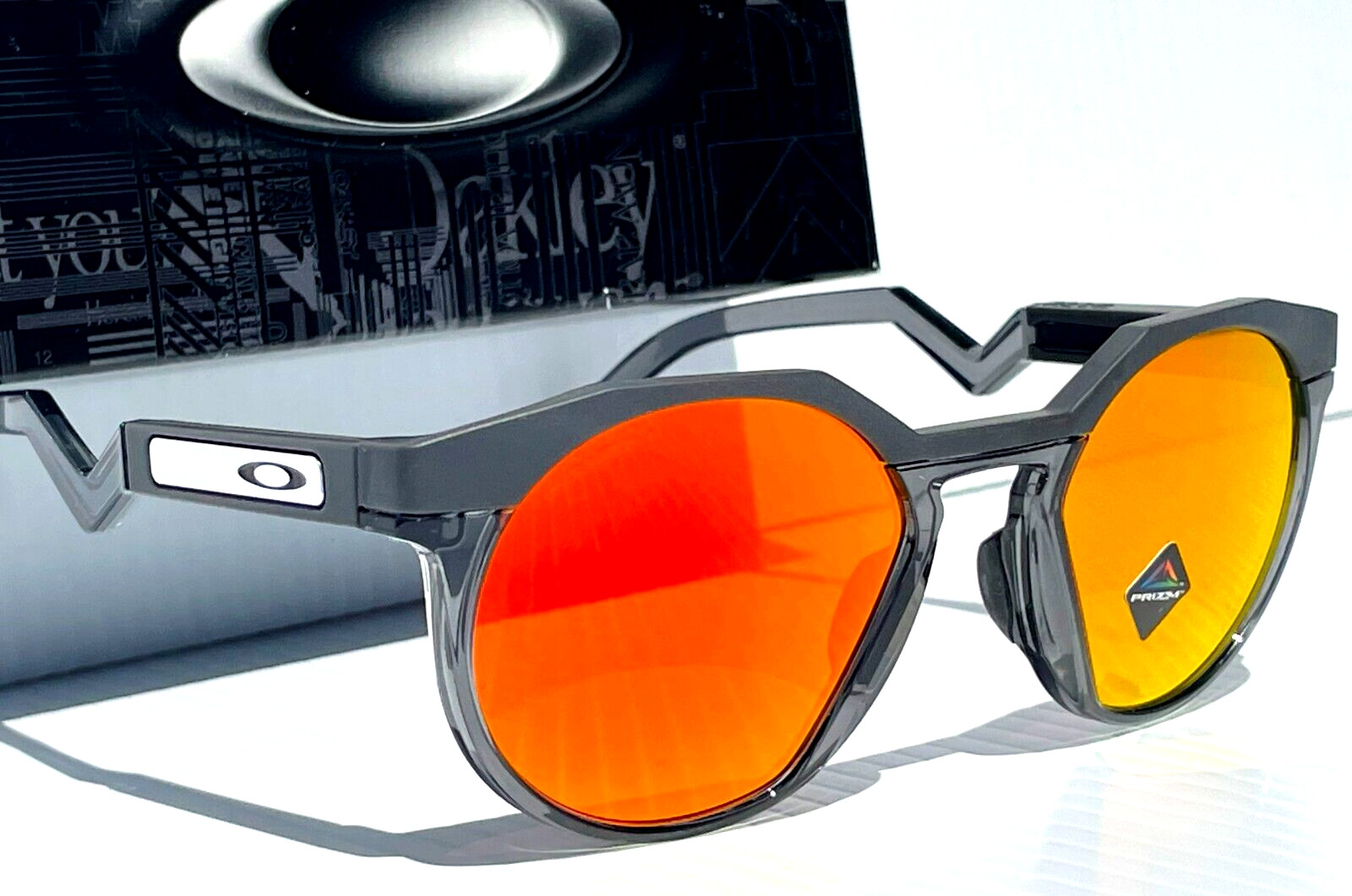 NEW Oakley HSTN Matte Carbon Grey Frame PRIZM Ruby Lens Sunglass 9242-02