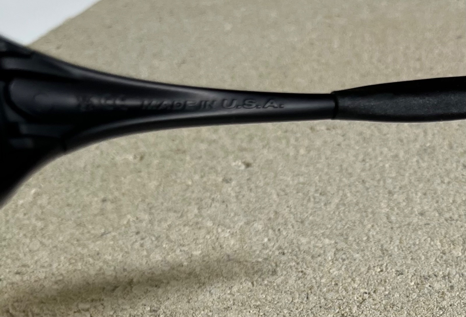 ALBINO PRETO OAKLEY EYE JACKET MATTE BLACK FRAME PRIZM RUBY NEW NEVER WORN