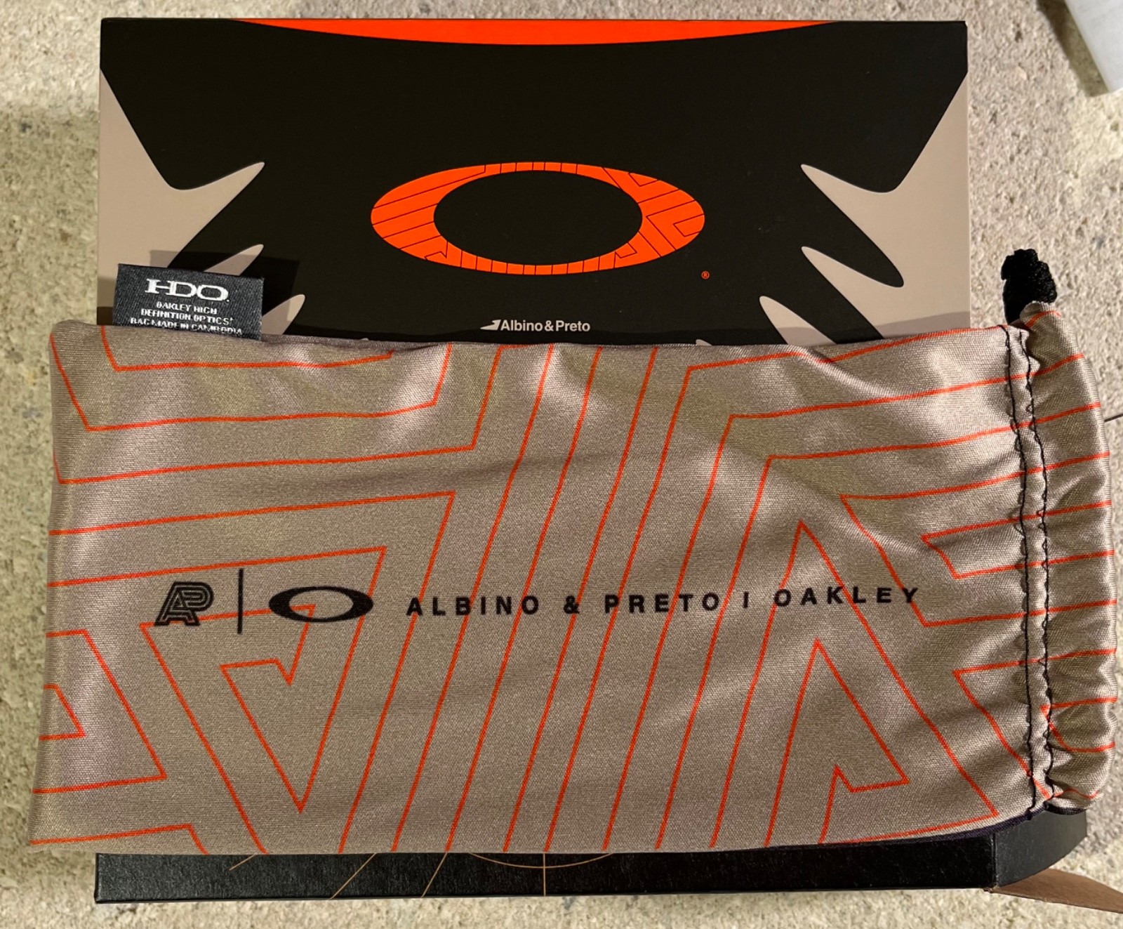 ALBINO PRETO OAKLEY EYE JACKET MATTE BLACK FRAME PRIZM RUBY NEW NEVER WORN