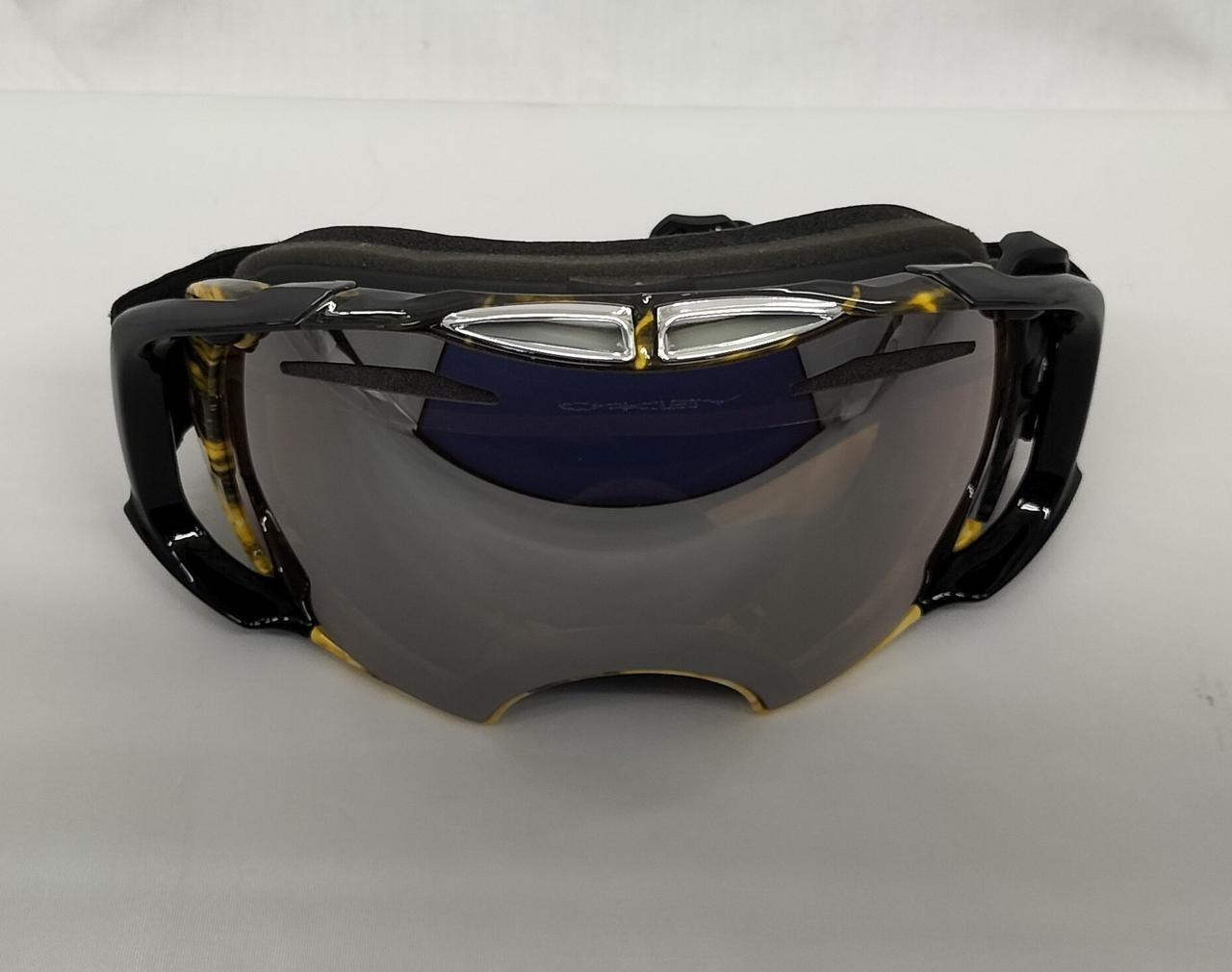 OAKLEY snow goggles from Japan