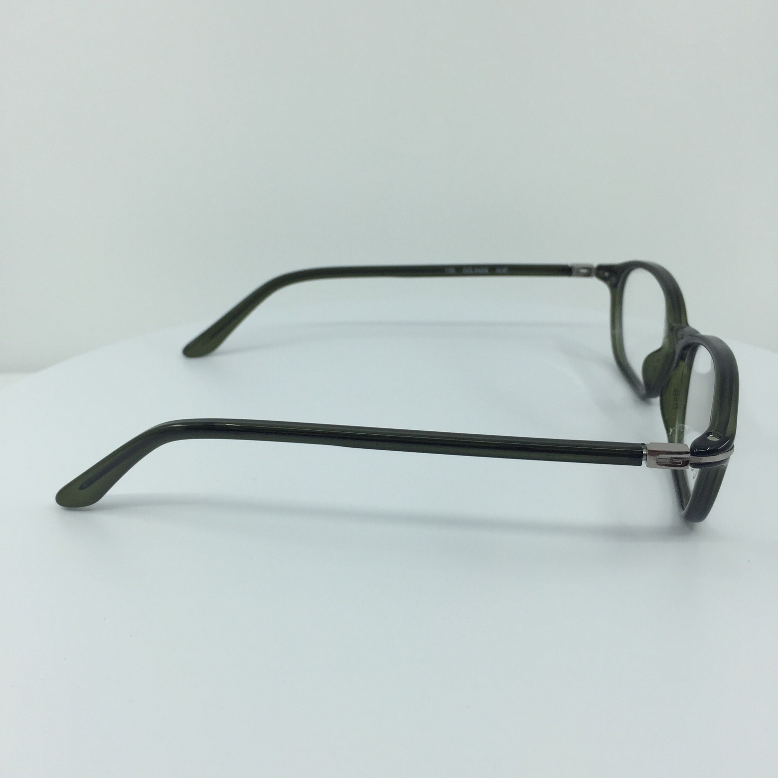 New Vintage GUCCI 2428 Eyeglasses GG 2428 C. 5UE Translucent Green 49-15mm Italy