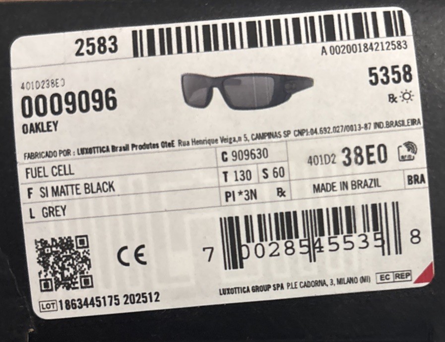 NEW OAKLEY OO9096-30-60 FUEL CELL F- MATTE BLACK L-GREY