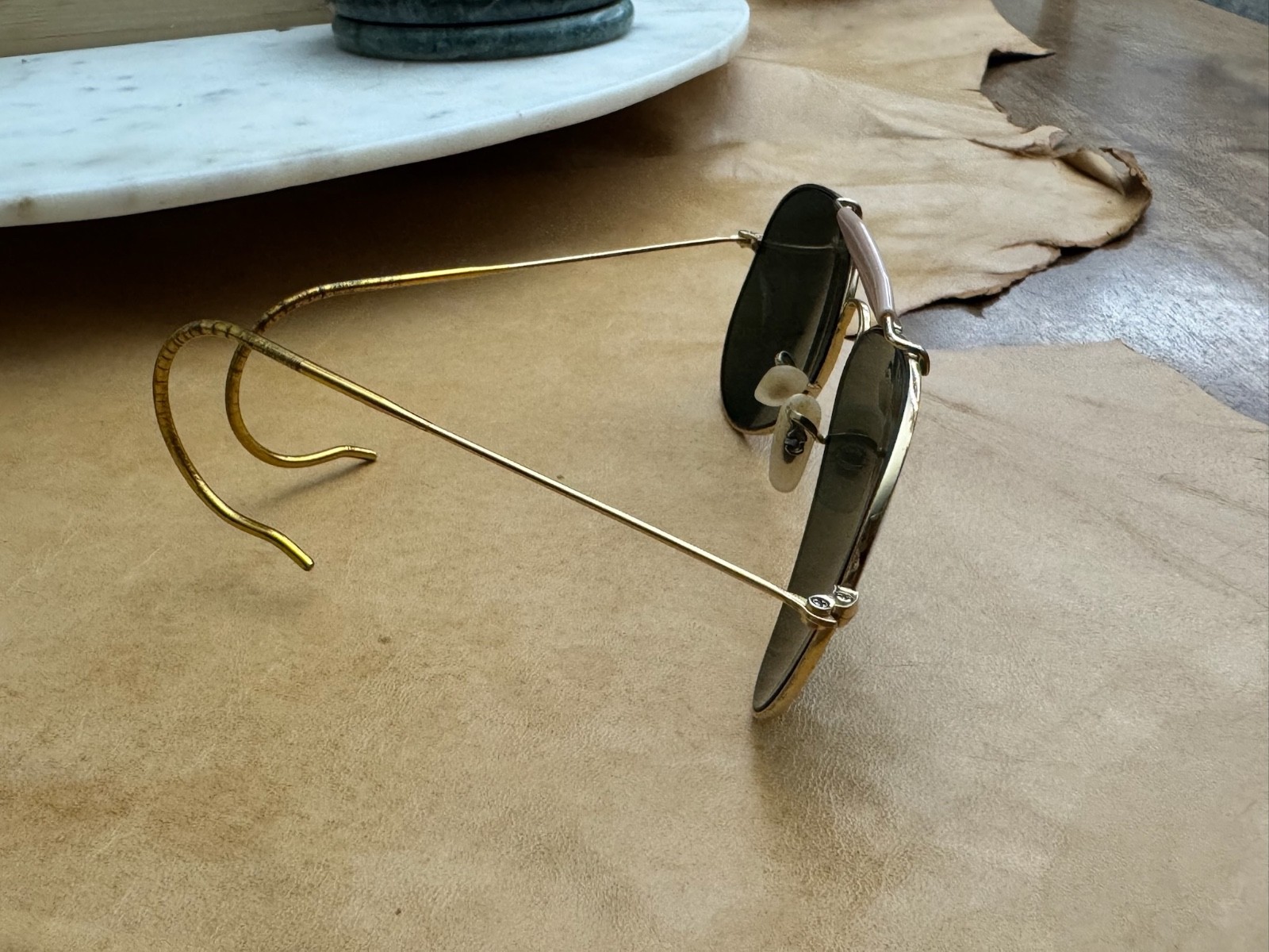 Ray Ban RARE Vintage Aviator RB3030 SZ 58-14 Gold Metal Frames With Green Lenses