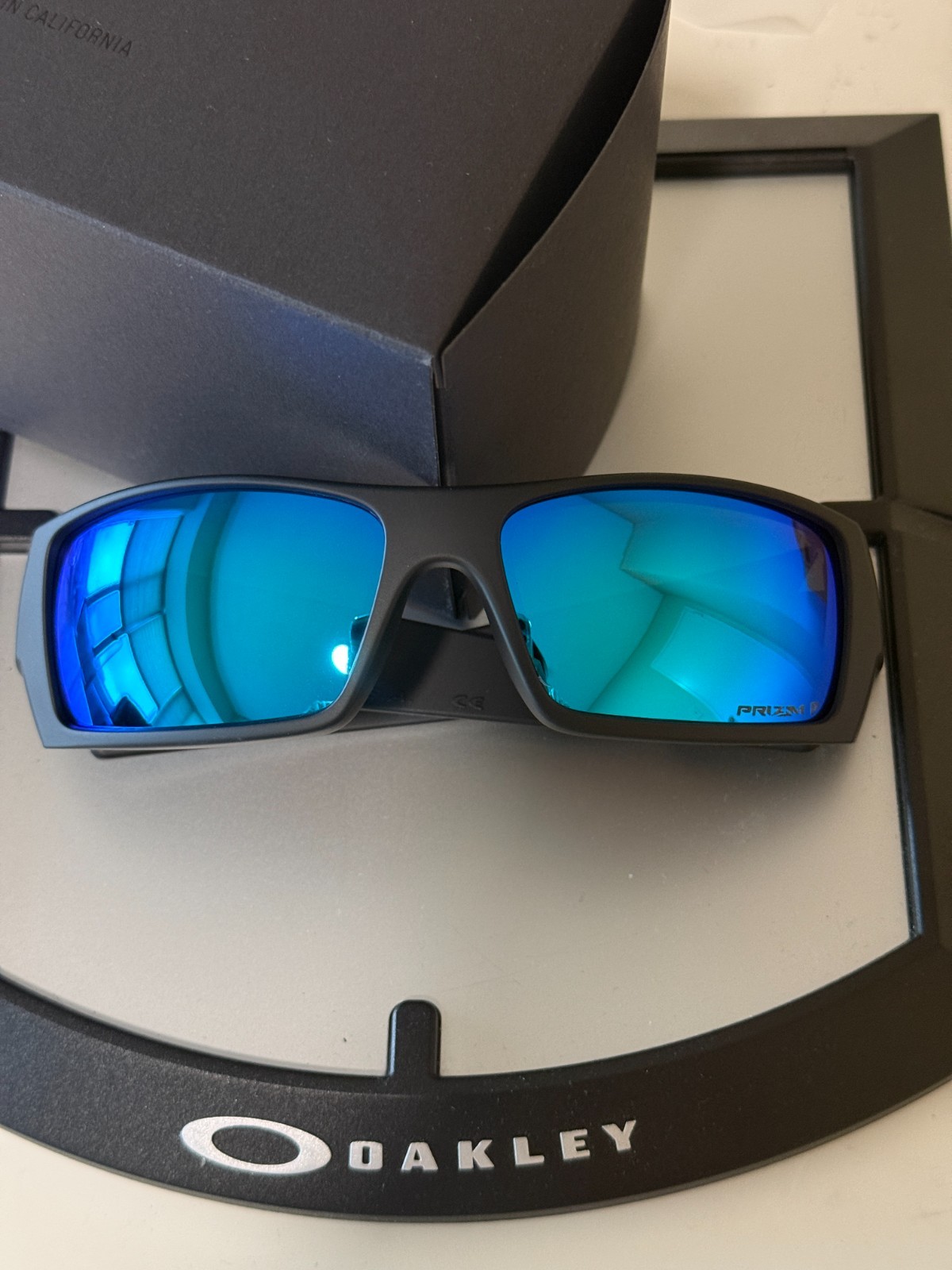 OAKLEY Gascan Rectangular Sunglasses Black/Blue Lens OO9014 NEW