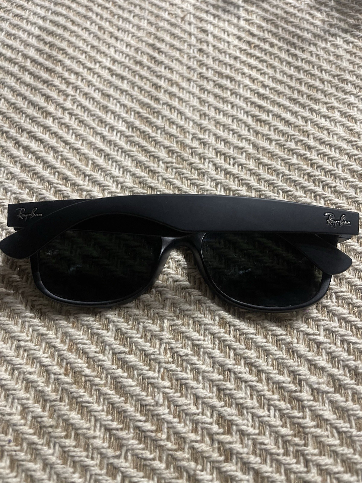 Ray-Ban RB2132 Men’s Sunglasses Polarized