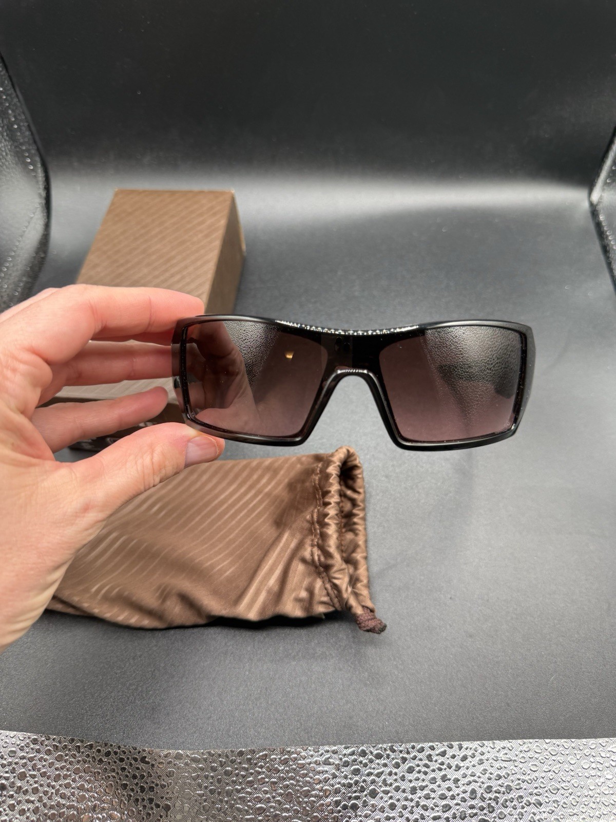 Oakley Oil Rig Polished Black w/G40 Black Gradient Lenses 03-494