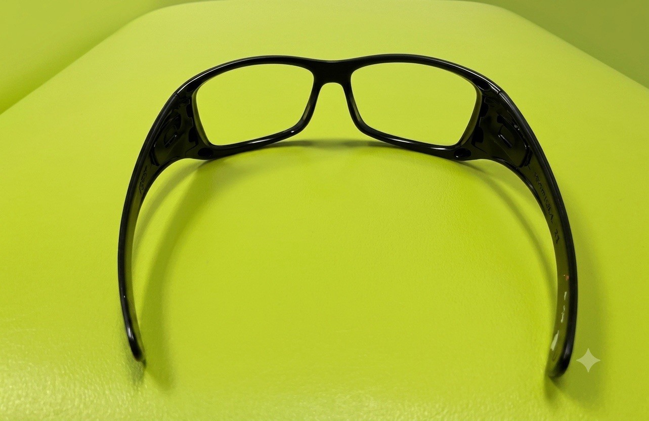 Vintage Oakley Hijinx — Bruce Irons Signature Special Edition (03-590)