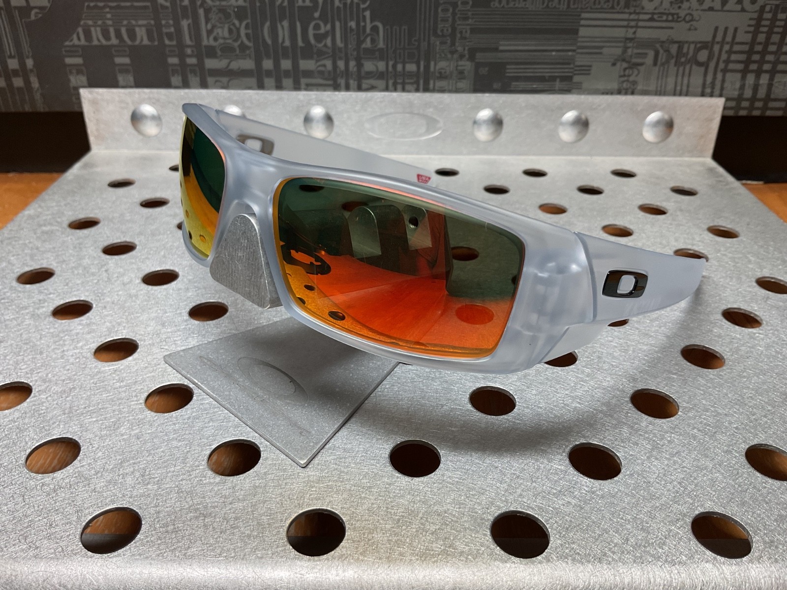 OAKLEY GASCAN MATTE WHITE/ RUBY IRIDIUM