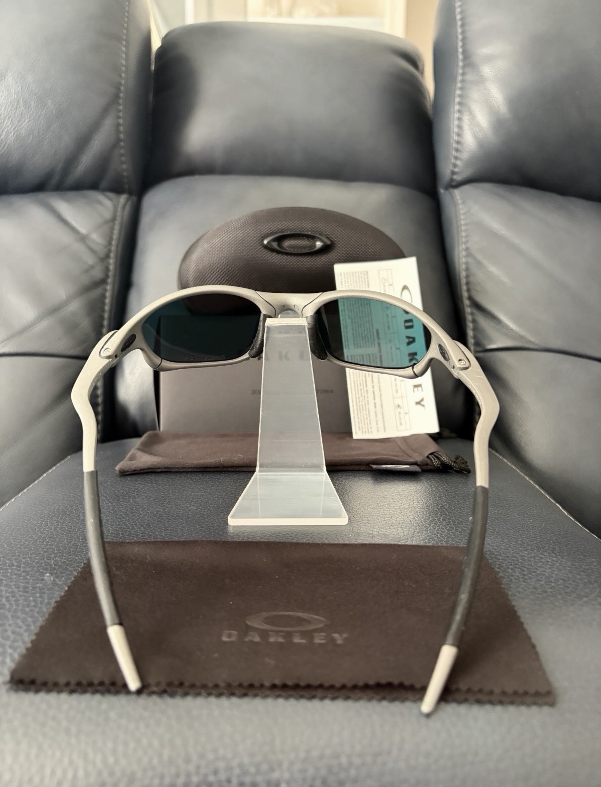 Vintage Oakley Juliet 1.0 X-Metal Polarized Sunglasses Silver Frames