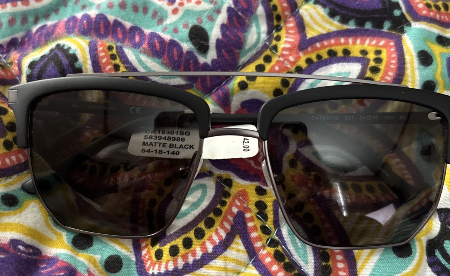 1 Unit New Calvin Klein CK19301SG Matte Black Sunglasses 54-18-140 #625
