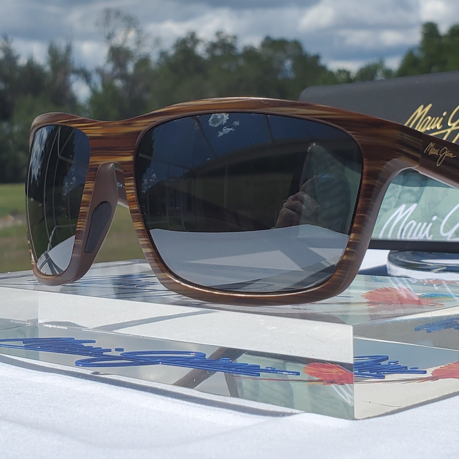 **NEW WRAPS** Maui Jim “MAKOA” 804-25W Matte Brown Woodgrain Frames/Grey Lenses!