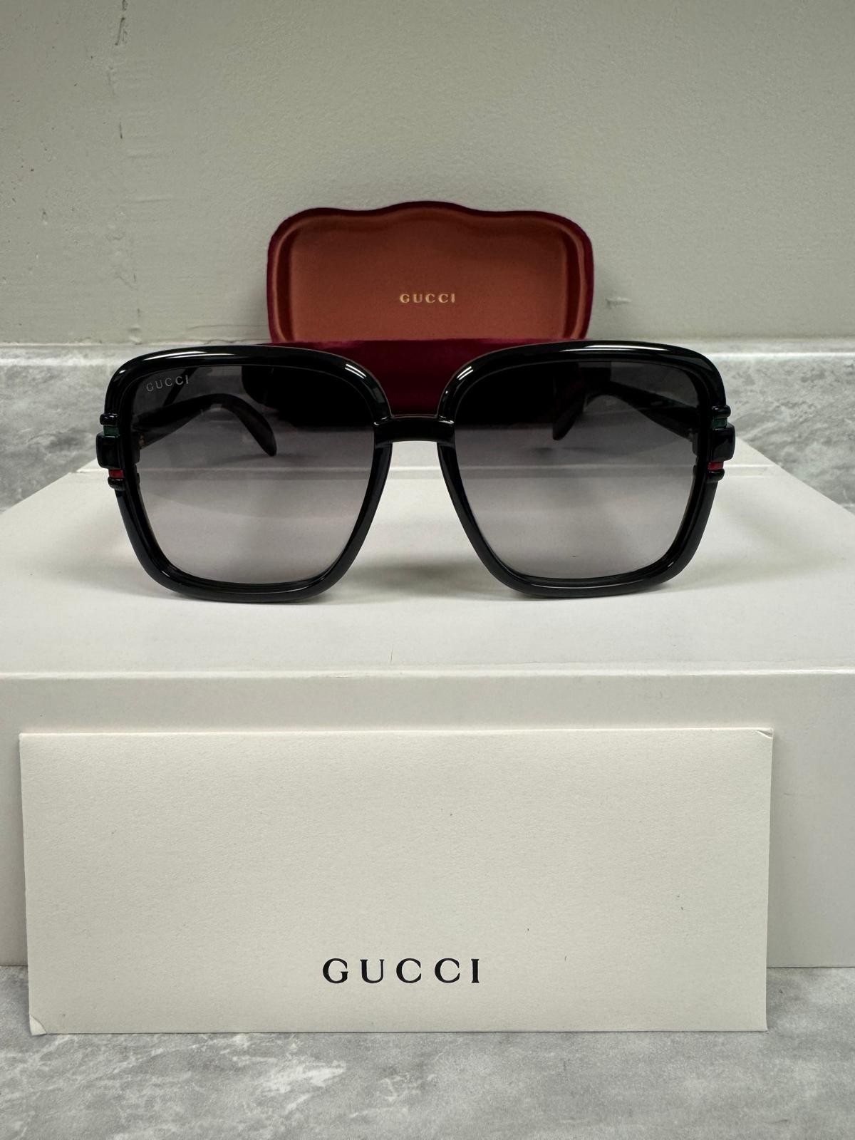 GUCCI | NEW | 1066S | 1066S – 001 | BLACK | GRADIENT GREY