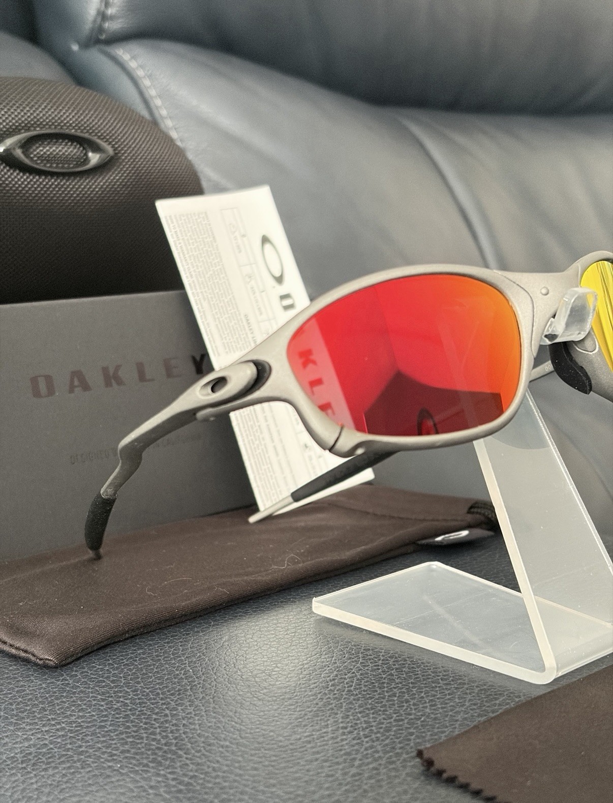 Vintage Oakley Juliet 1.0 X-Metal Polarized Sunglasses Silver Frames