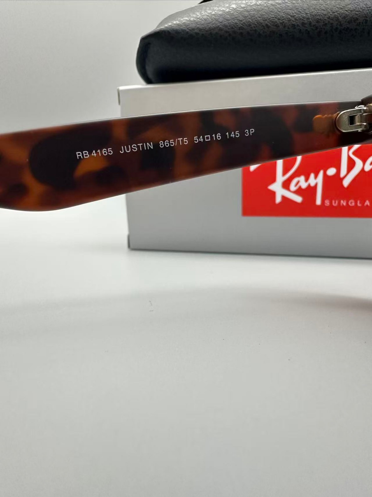 Ray-Ban RB4165 Justin Classic Men’s Brown Polarized Sunglasses Matte Havana 54mm