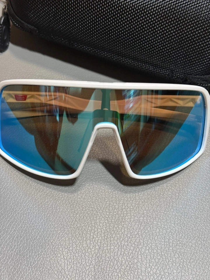 Oakley SUTRO Sunglasses OO9406 Matte White/Blue Lens / PRIZM
