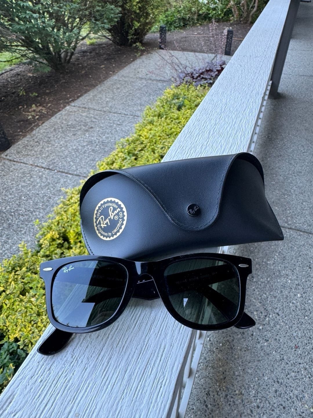Ray-Ban Original Wayfarer RB2140 901/58 Polarized Sunglasses 50mm
