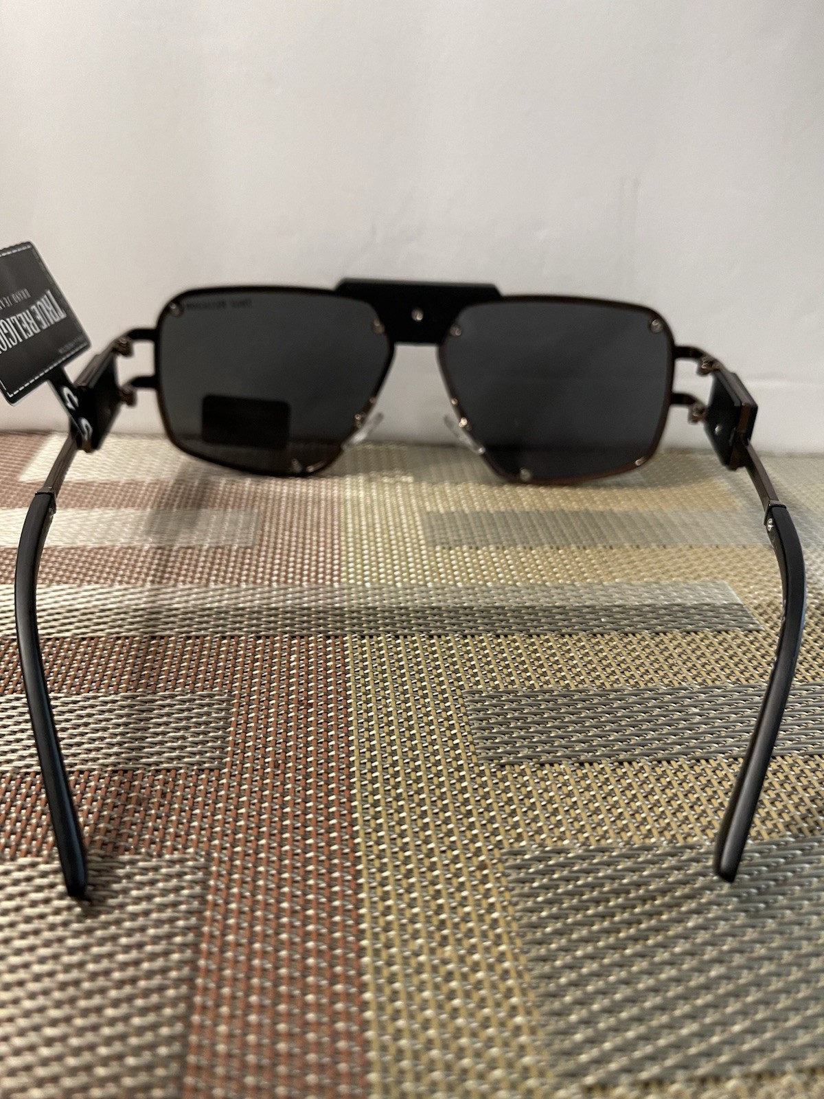 TRUE RELIGION Antique Bronze Black Metal Aviator Sunglasses Black UV Lenses NWT