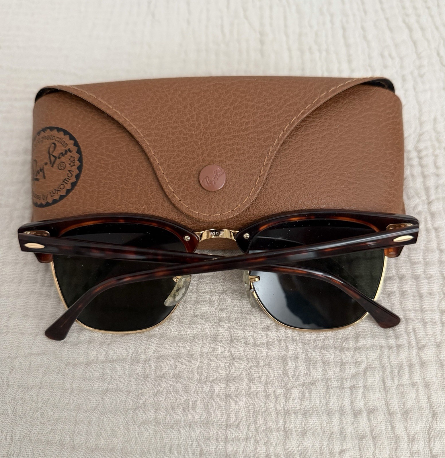 Ray-Ban Clubmaster Tortoise Sunglasses w/ Case and Cloth