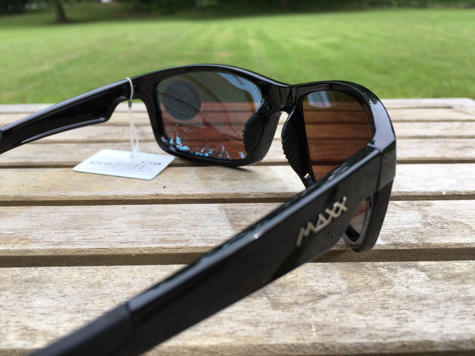 Maxx HD Sunglasses Retro 2.0 Polarized Black Smoke Lens Mirrored Blue 57588