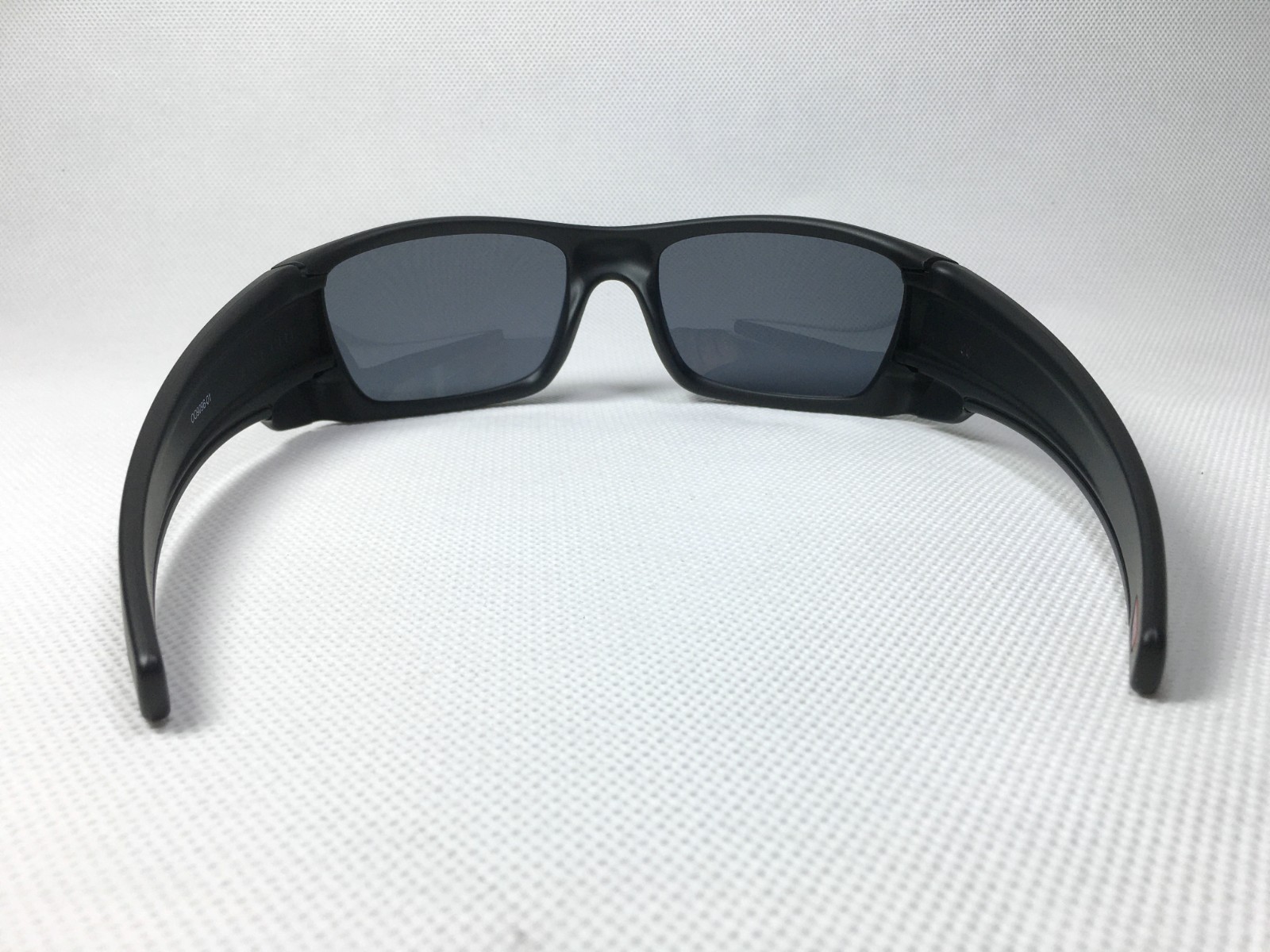 Oakley Fuel Cell Polarized OO9096-01 Black Frame Gray Lens Sunglasses
