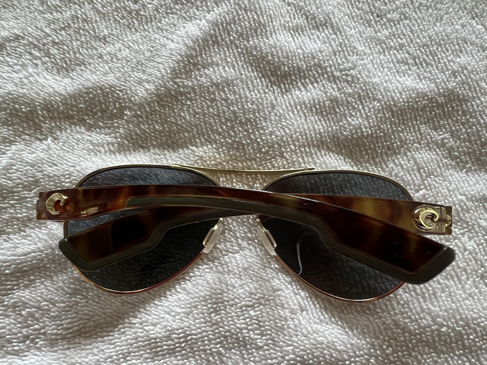 Women’s Aviator Sunglasses Gold Metal Frame Gray Tinted Lenses Tortoise Temples