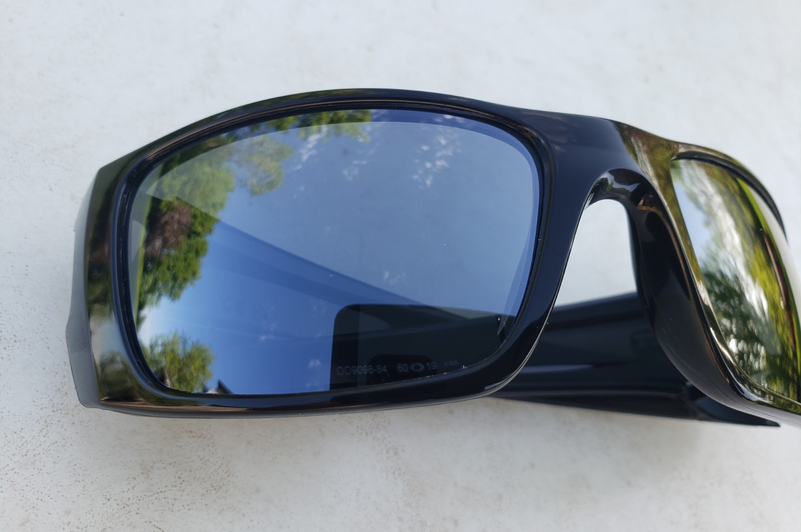 Oakley Fuel Cell Polarized Sunglasses – Polished Black Ink, Black Iridium