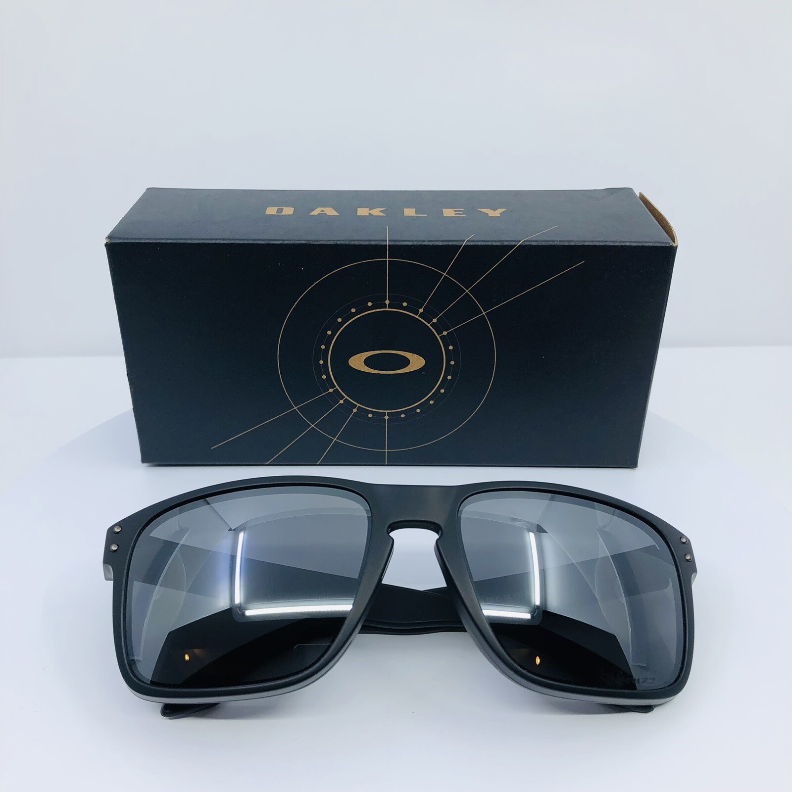 New OAKLEY HOLBROOK XL Sunglasses C. Matte Black with Polarized Lenses 9417-0559