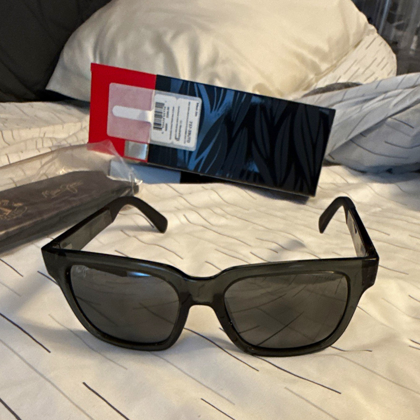 Maui Jim Grey Koko Head Black Matte Square Man Utd 737-39UTD LC: Neutral Grey