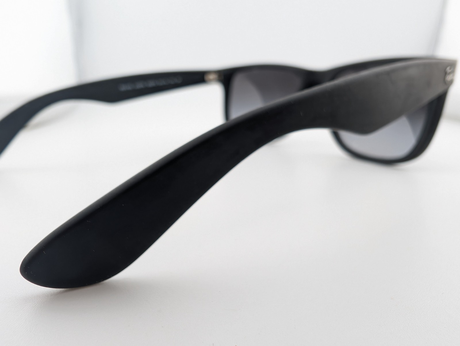 Ray-Ban Sunglasses, Polarized Lenses, Justin RB 4165 622/T3 3P Black, 54-16-145