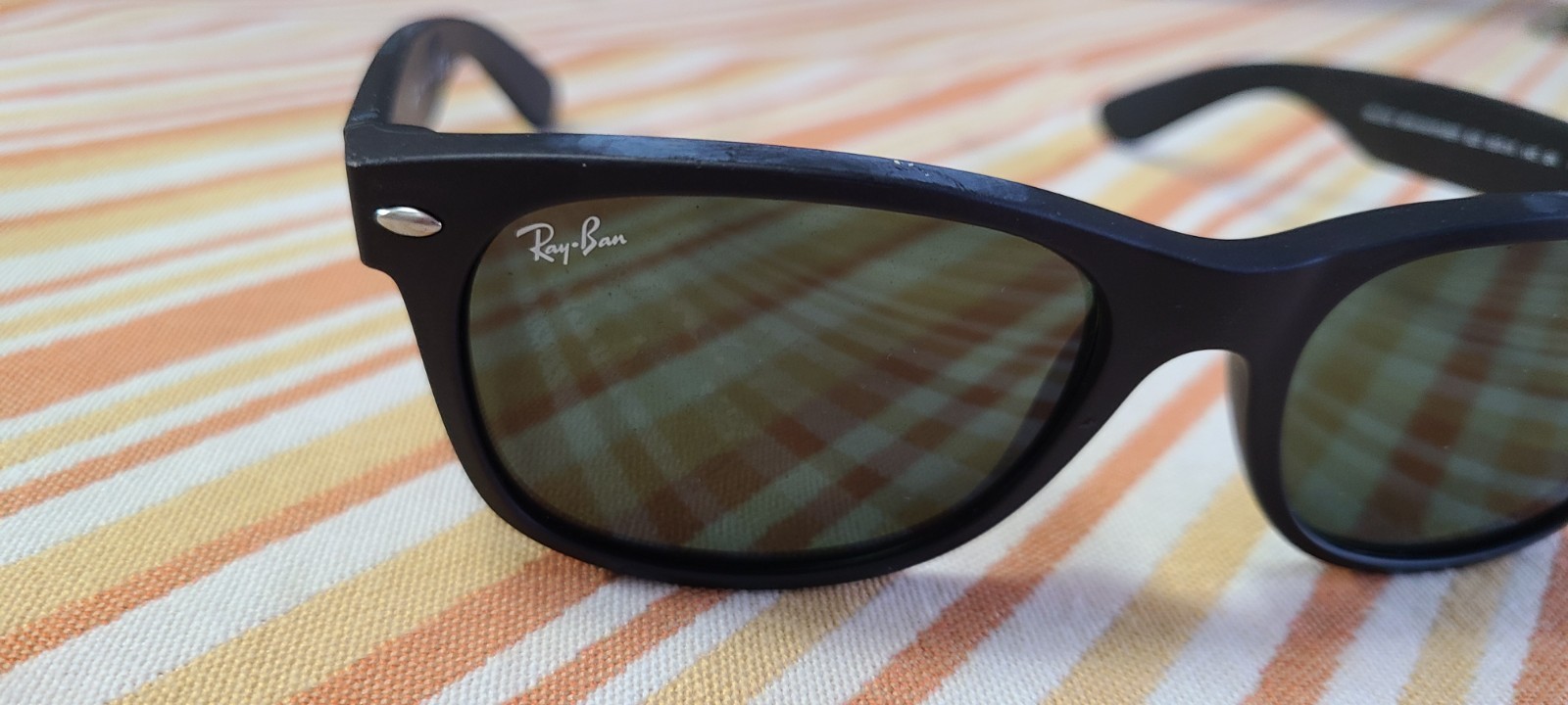 Ray-Ban Sunglasses TB2132 New Wayfarer