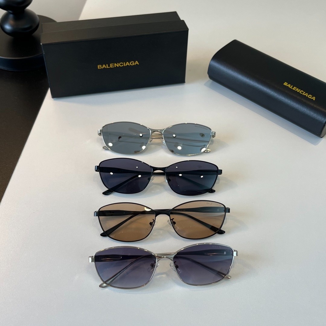 BALENCIAGA BB0245S Oval Sunglasses Model:BB0245S, Size:59-16-135