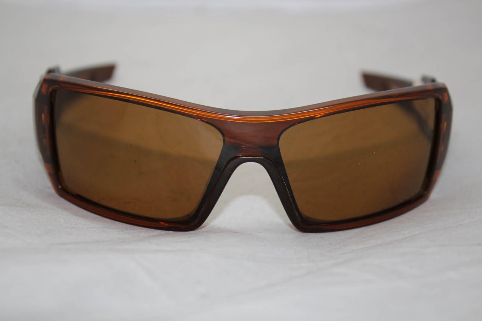 Oakley Oil Rig Sunglasses 12-954 Polished Rootbeer/Dark Bronze 100% UV Polarized
