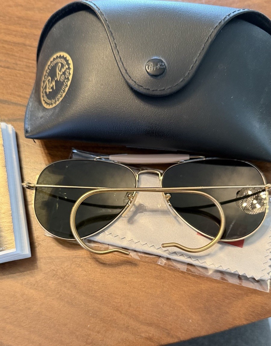 Ray-Ban RB3030 Outdoorsman L0216 Gold Aviator Sunglasses 58-14 Made Italy