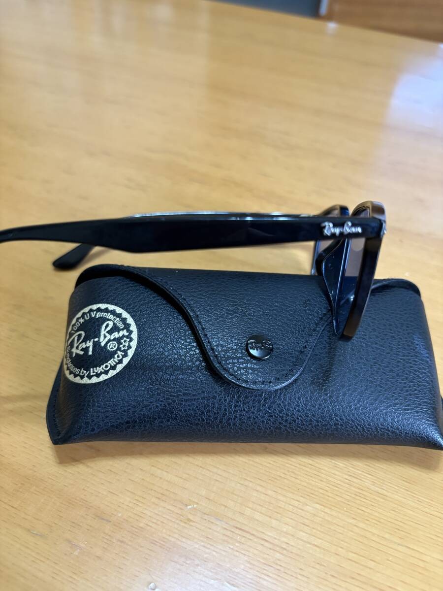 Ray-Ban RB4259F light blue lens from Japan