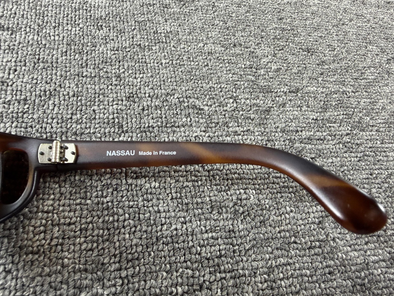 Ocean Waves Sunglasses Mens One Size Brown Tortoise Wrap Blue Mirrored Nassau