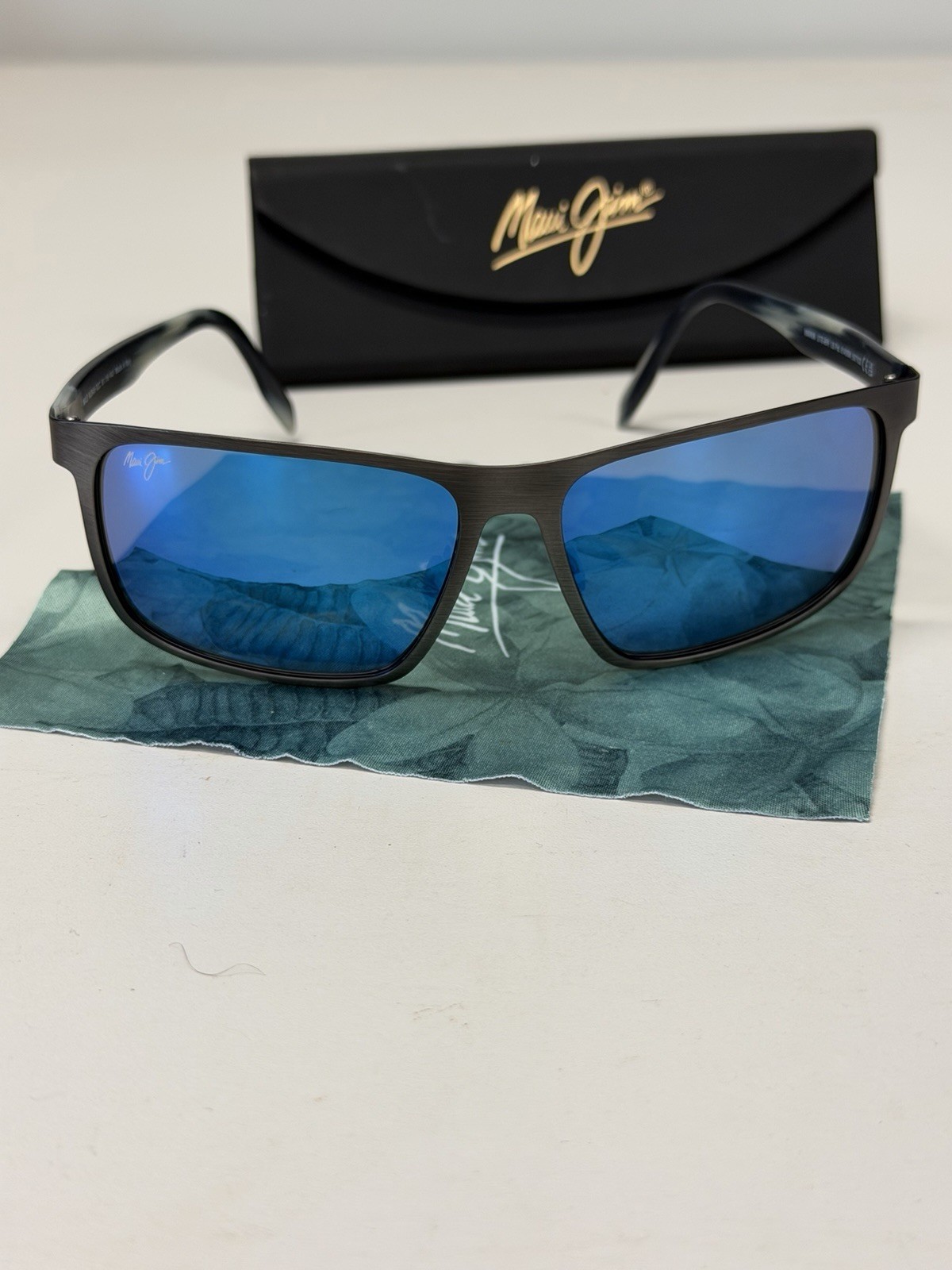 Maui Jim Wana Sunglasses Blue Mirrored Lenses glass