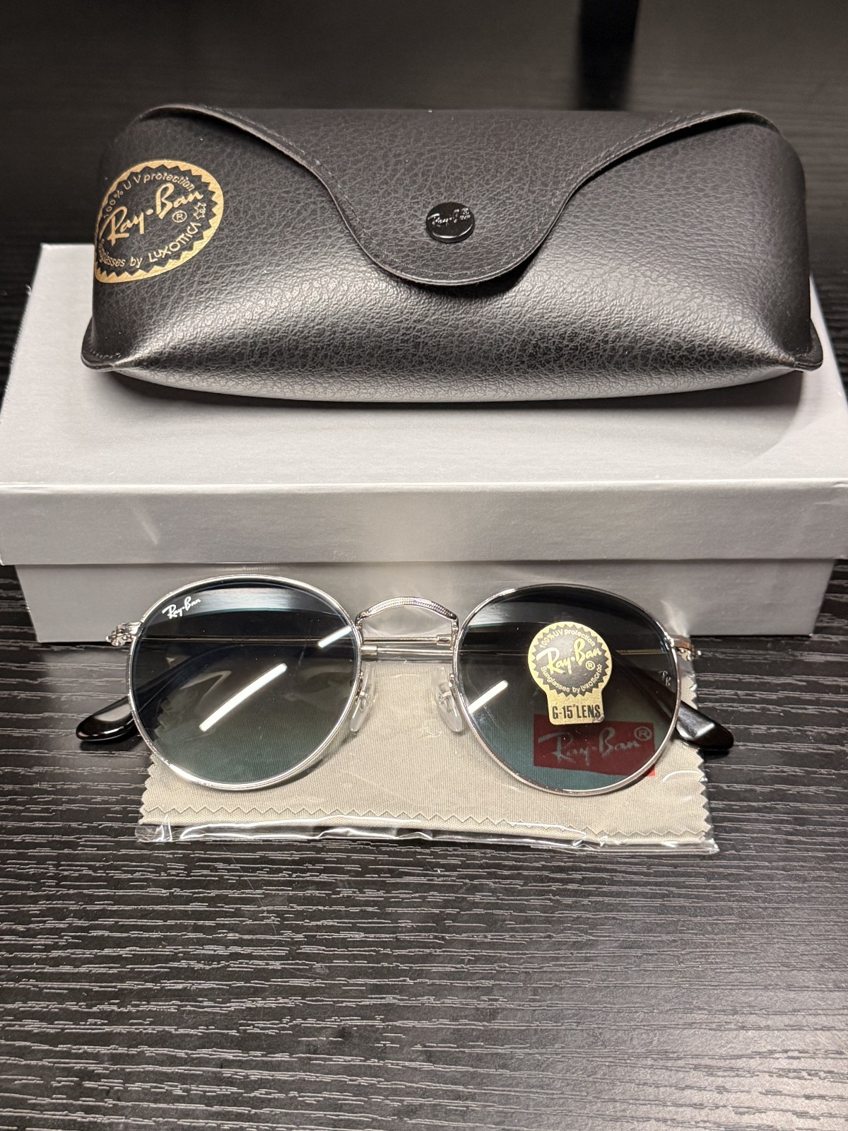 Ray-Ban Round Metal RB3447 50mm Blue Classic lenses with Black Tips