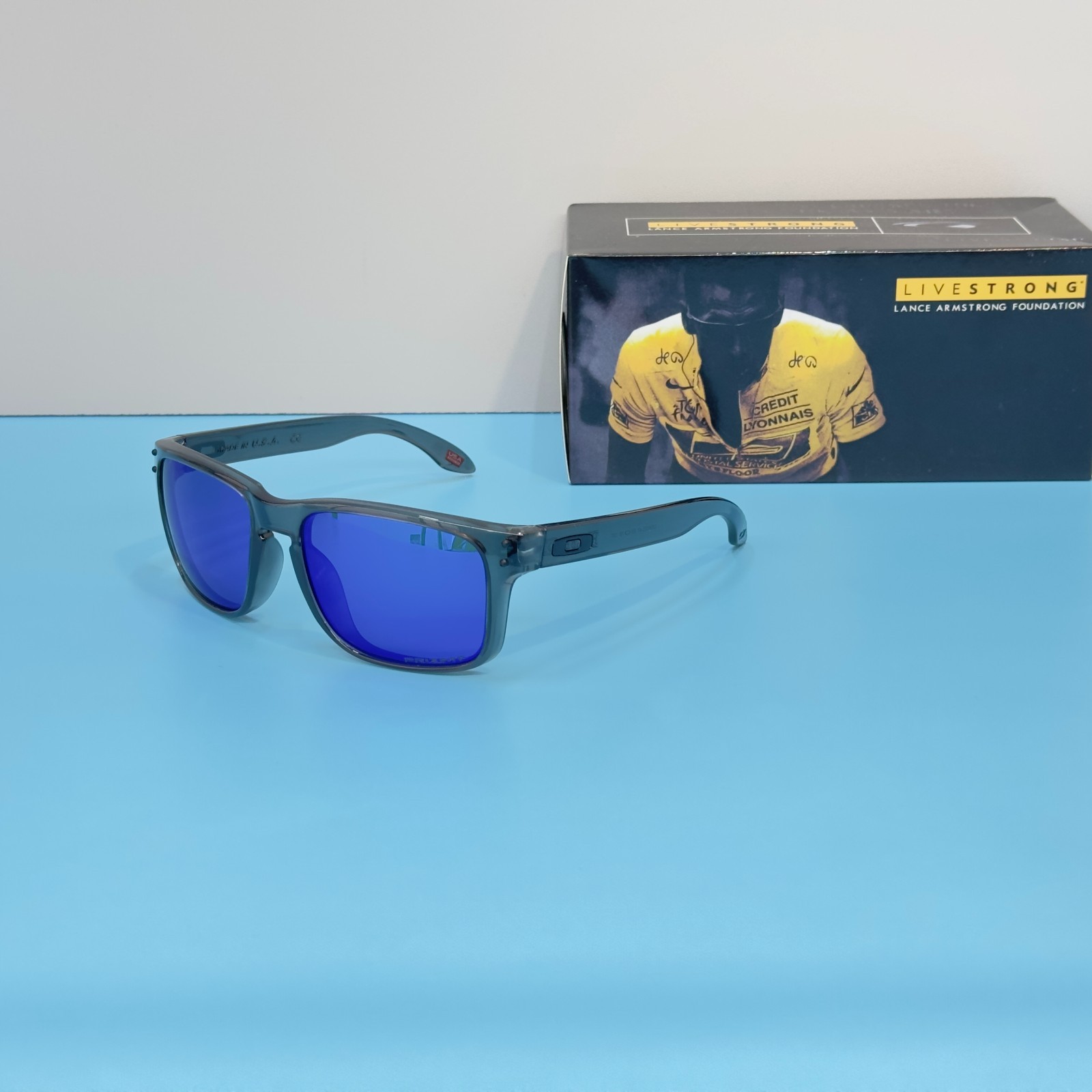 Oakley OO9102 Holbrook Gray Transparent Frame Blue Polarized Sunglasses