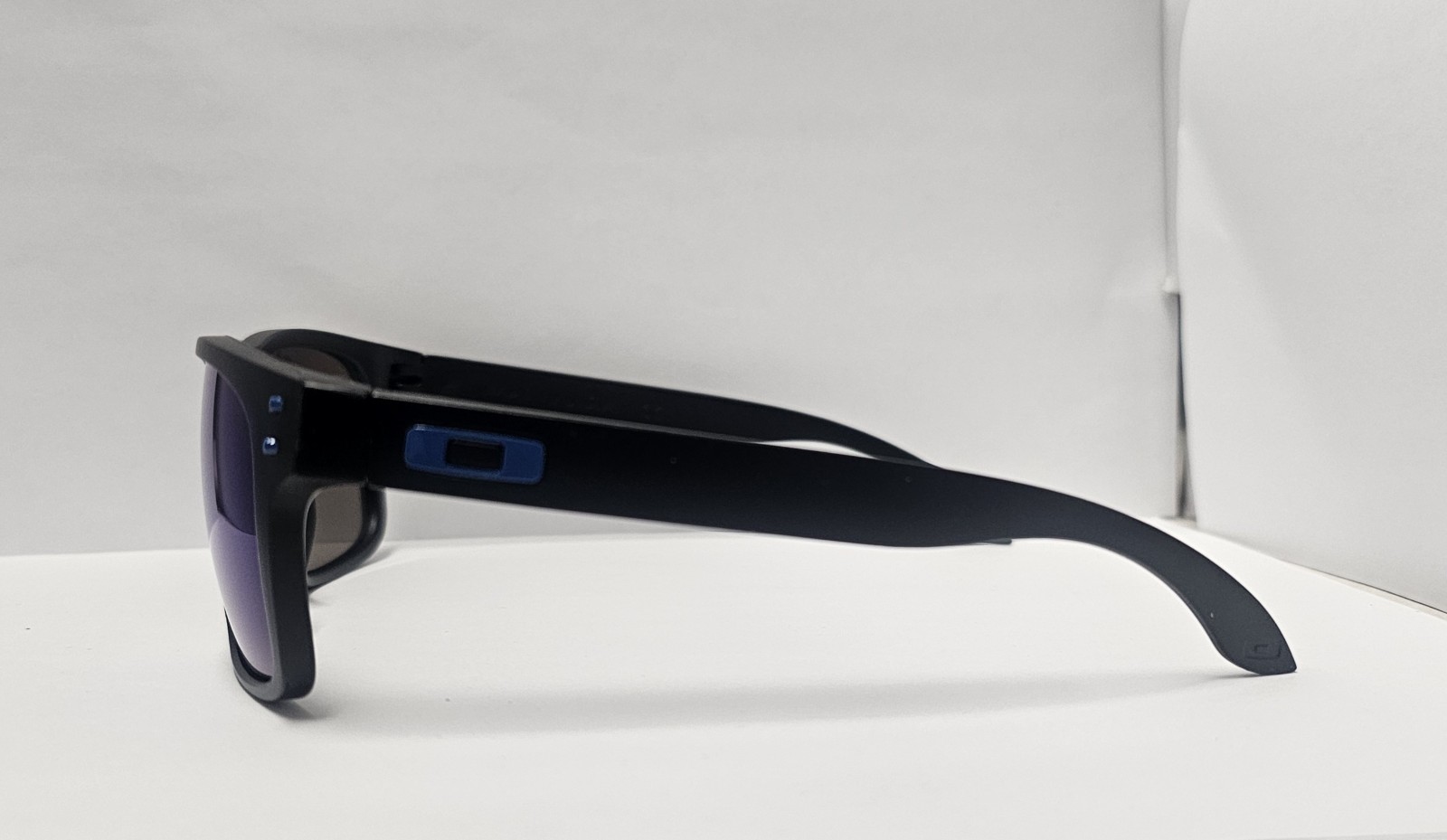 Holbrook Style Black Frames with Dark Blue UV400 Lens Sunglasses Oakley Style