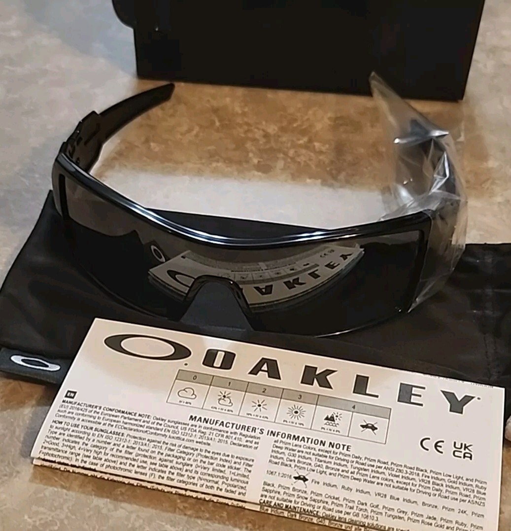 🔥 OAKLEY OIL RIG POLISHED BLACK IRIDIUM POLARIZED SUNGLASSES OO9081 26-203 NEW