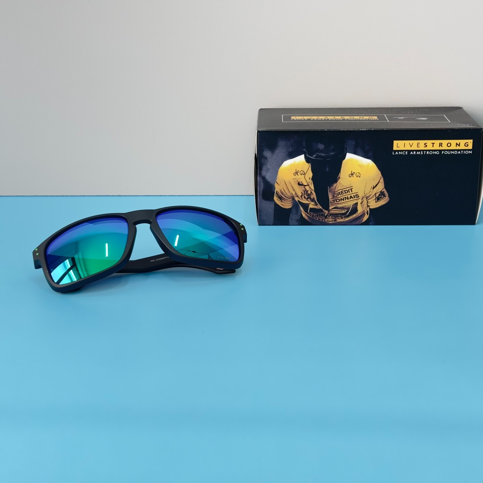 Oakley OO9487 Black Frame Prizm Jade Polarized Sunglasses New w/ Box
