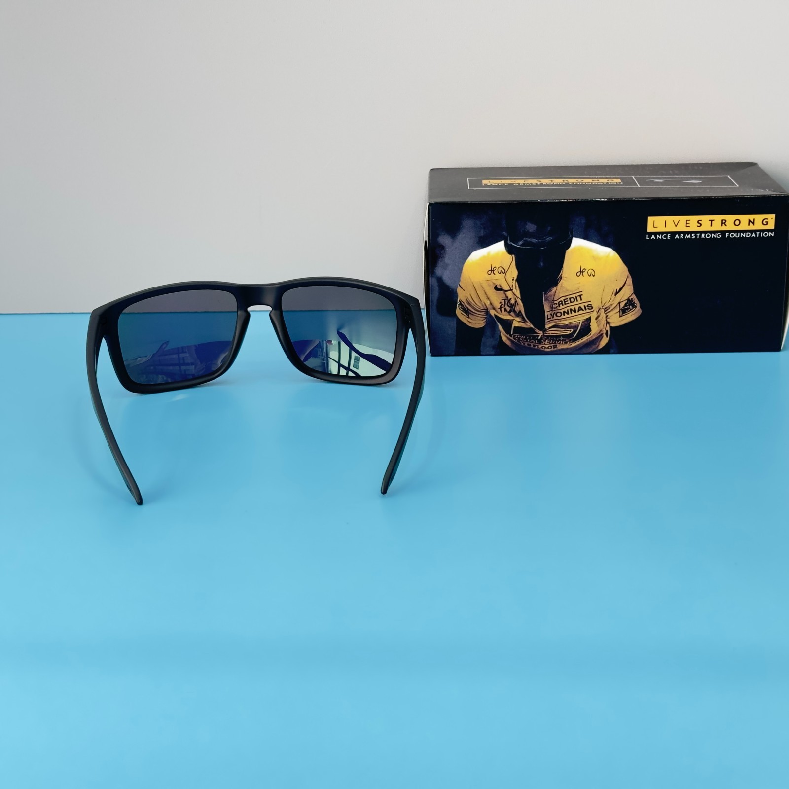 Oakley OO9487 Black Frame Prizm Jade Polarized Sunglasses New w/ Box