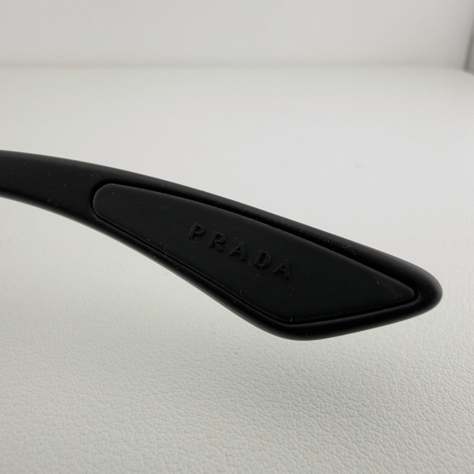Prada SPS01U Sunglasses Linea Rossa Black Rubber 59 19 145 READ