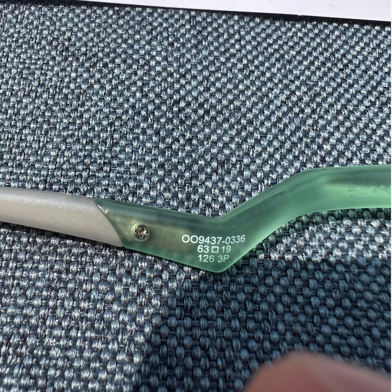 Oakley PLANTARIS Sunglasses 9437-0363 Matte Transparent Green PRIZM Brown Lense