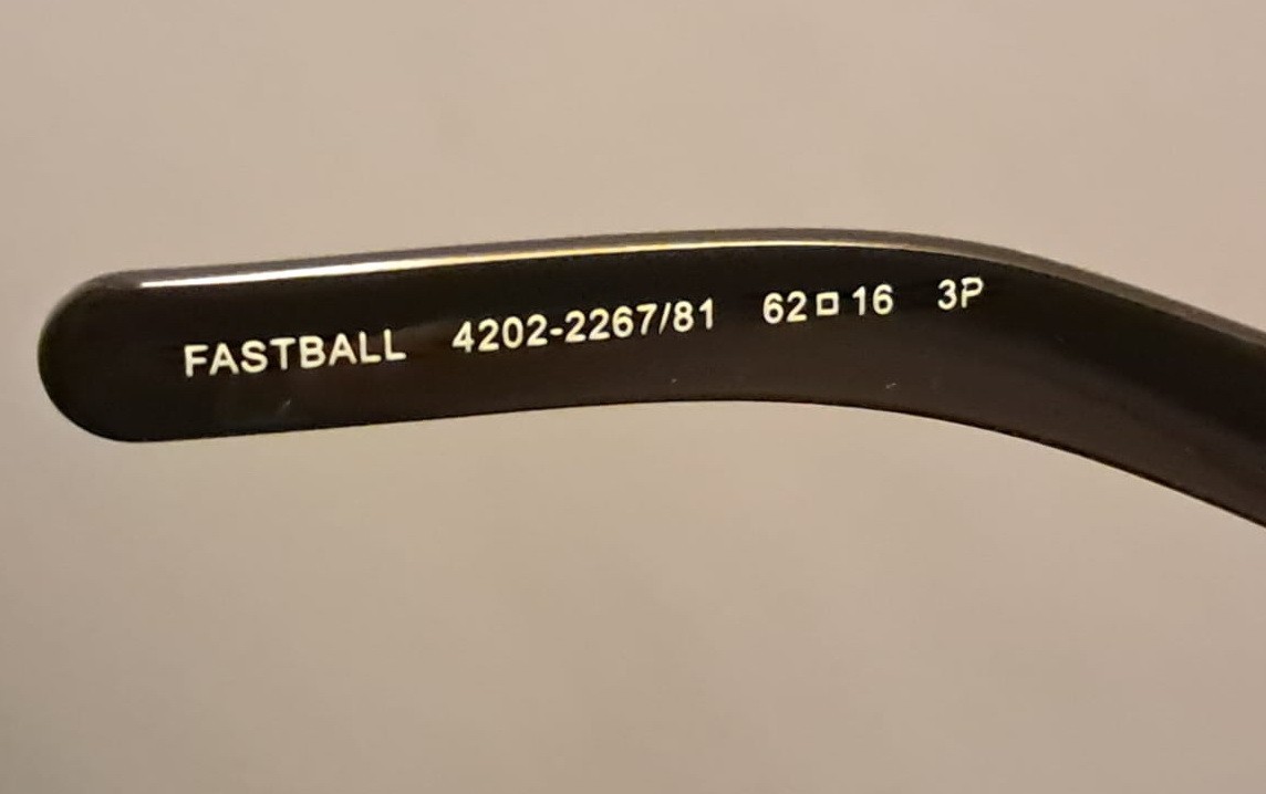 Arnette Fastball 4202-2267/81 Black mint frame/62mm-16 Polarized(Defective Lens)