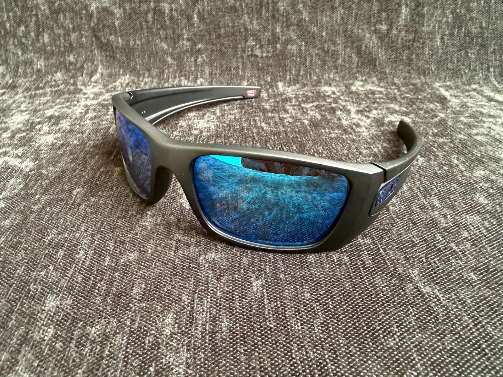 Oakley sunglasses Gascan steel Black frame Prizm Blue Polarized lens OO9096-01
