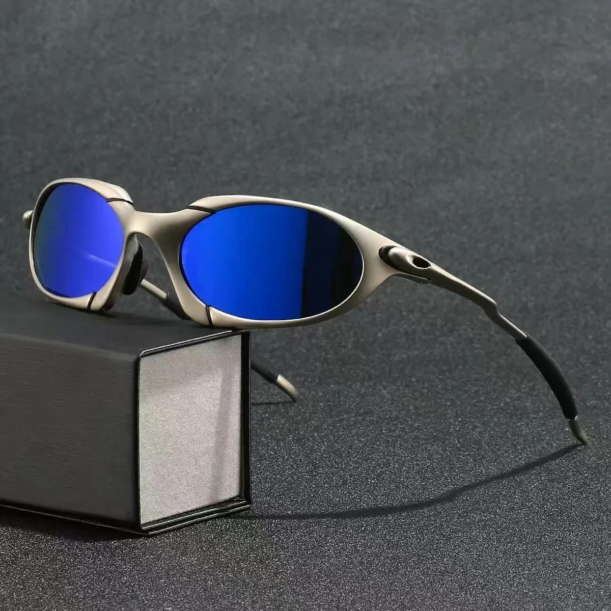 Oakley Romeo X-Metal sunglasses, silver frame, dark blue lenses/*