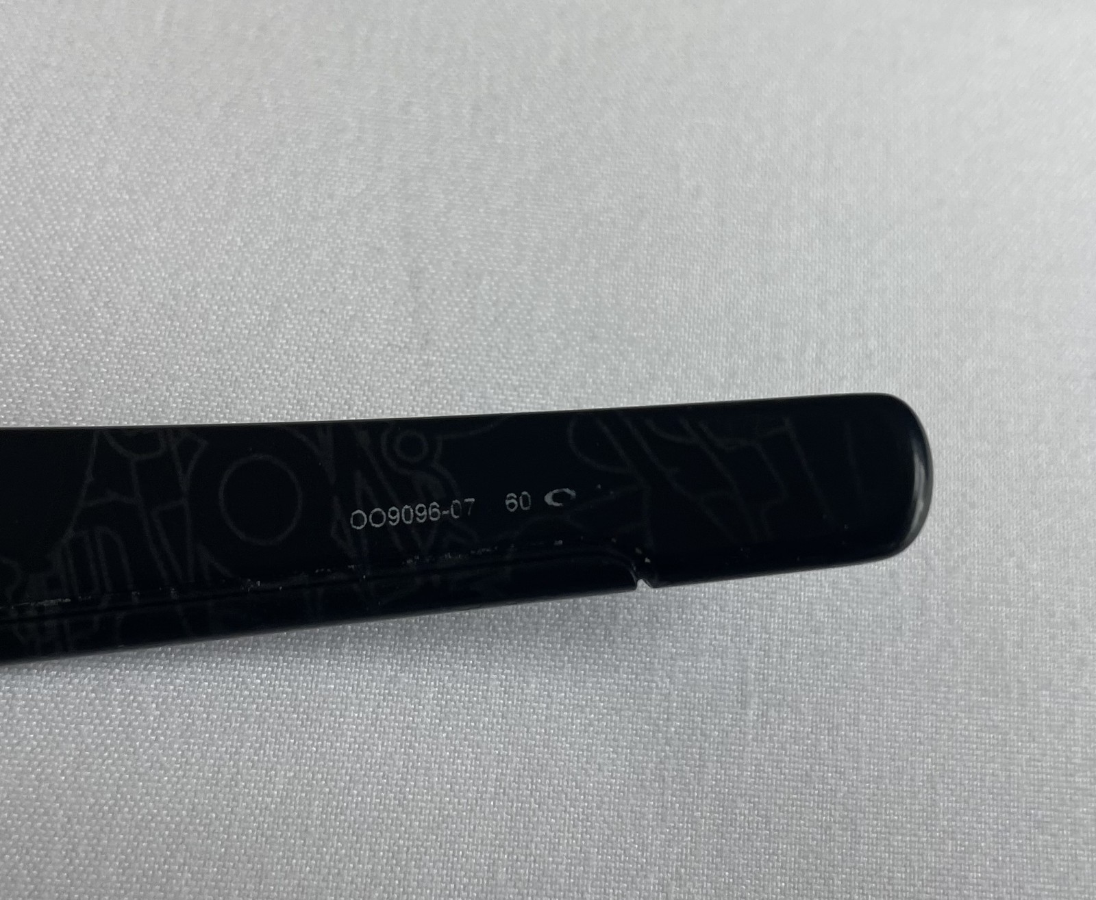 Oakley Fuel Cell Black / Silver Ghost Text – Black Iridium Polarized – NEAR MINT