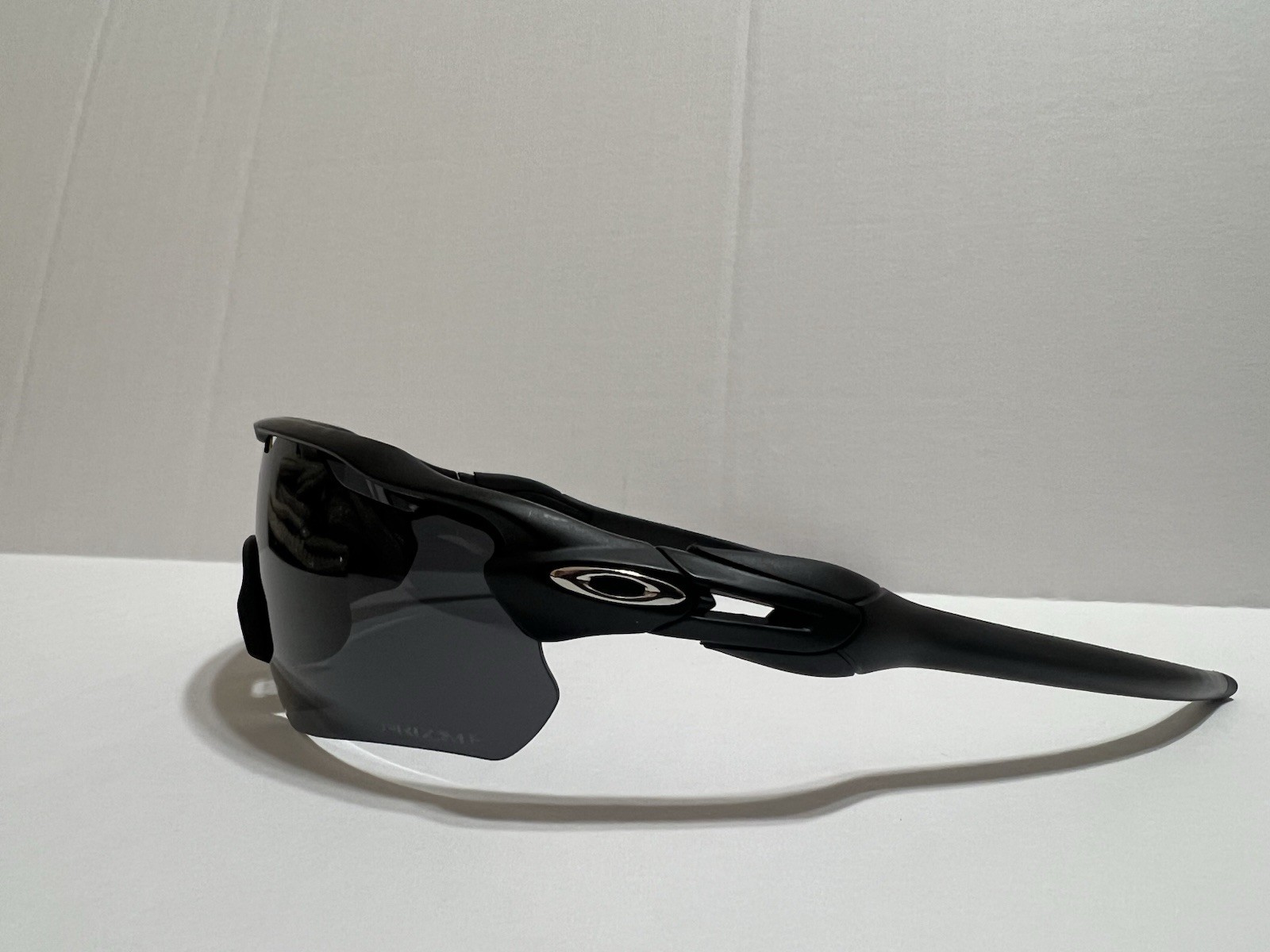 NEW Oakley 009208 Radar Ev Path Men’s Sunglasses Matte Black Frame – Prizm Lens